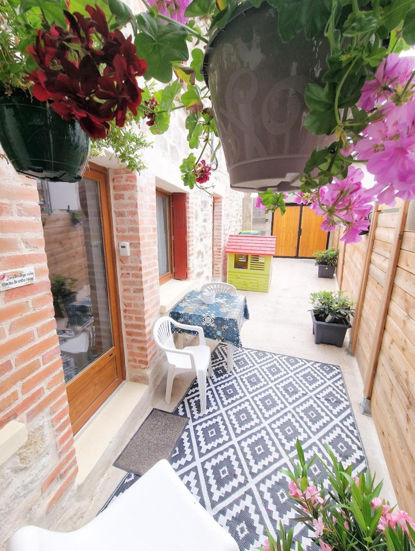 Gite Chez Bisset_2Chambres 4Personnes Lezoux 外观 照片